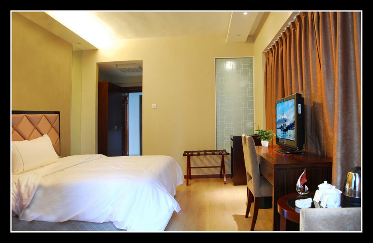 City Ideal Hotel - Chengdu Exterior photo